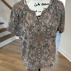 💙 EUC- Paisley Print PEACH -GREEN-CREAM-PETITE XL